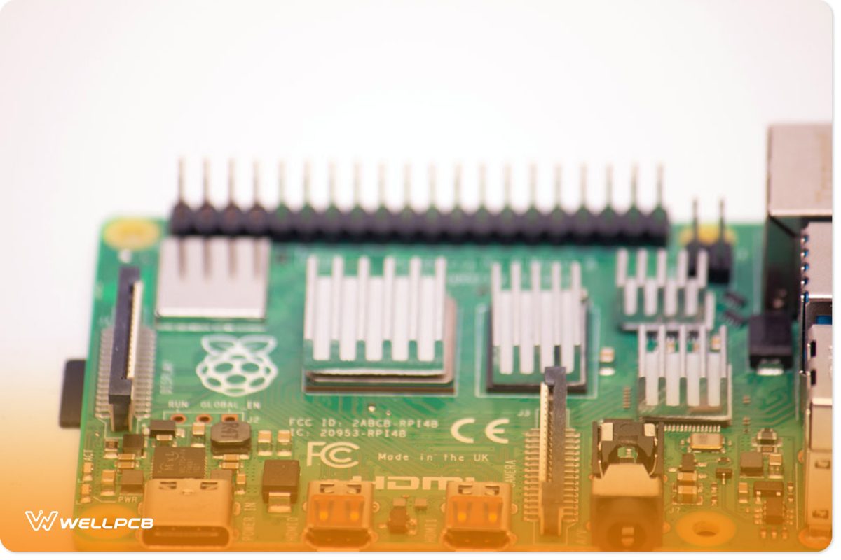 15-pin MIPI camera interface CSI