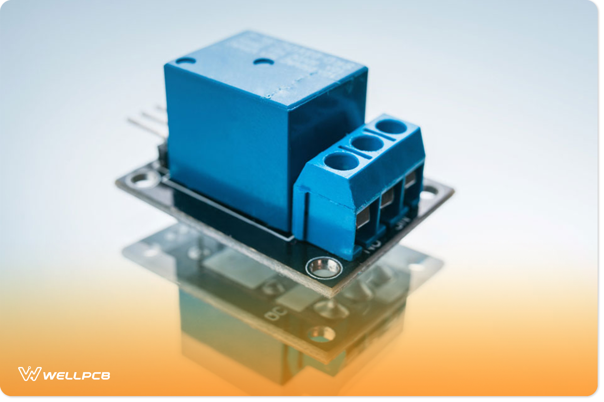 An eight-channel relay consists of eight 5V relays.