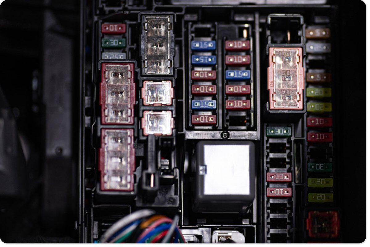 Car Fuse box with polyimide PCB