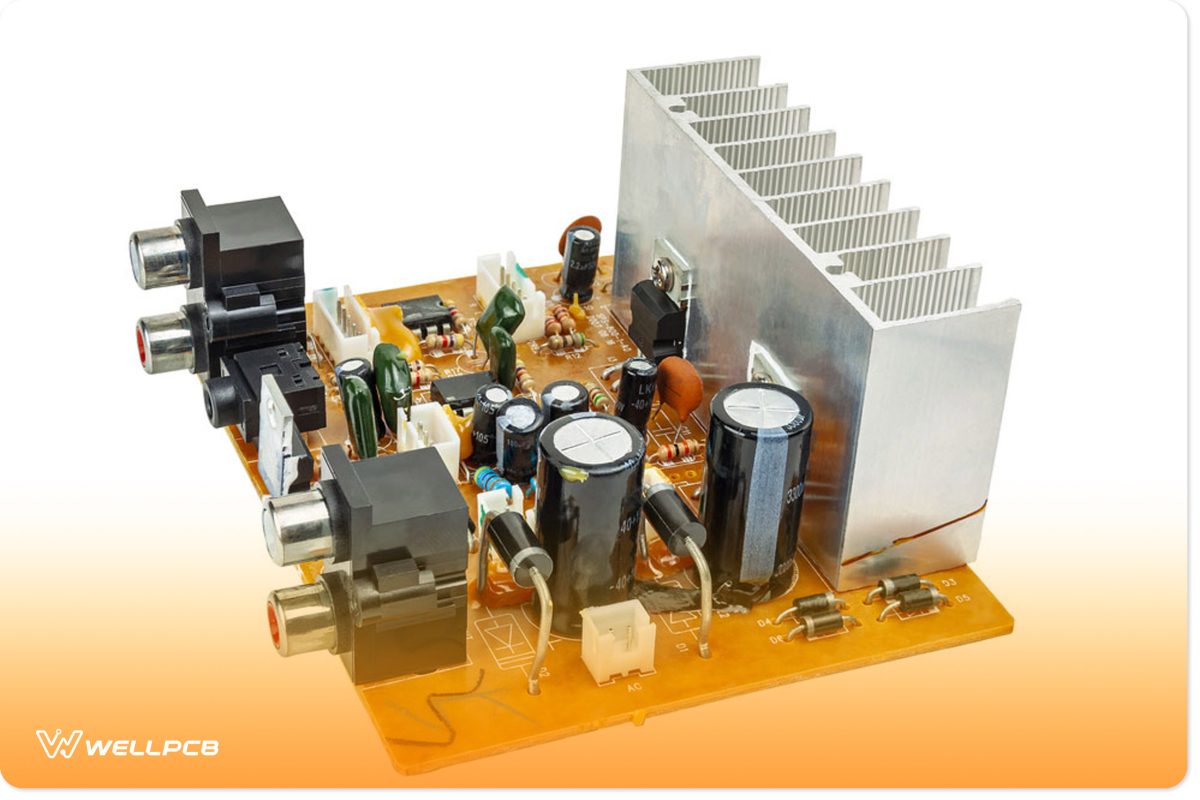 an op-amp working in an amplifier device